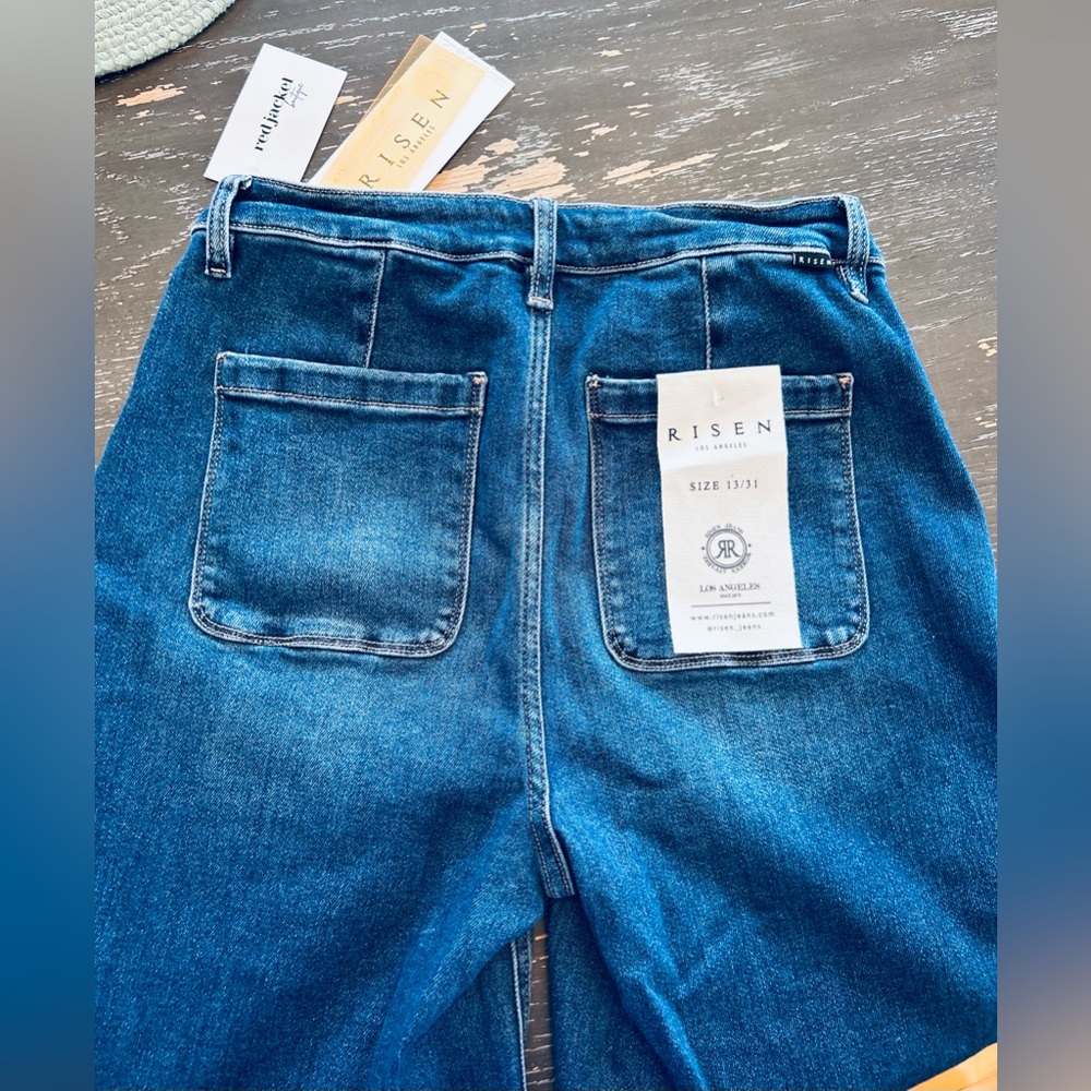 Super cute pair of Risen jeans!  Size 13, but fit like 14/15 - Picture 9 of 14